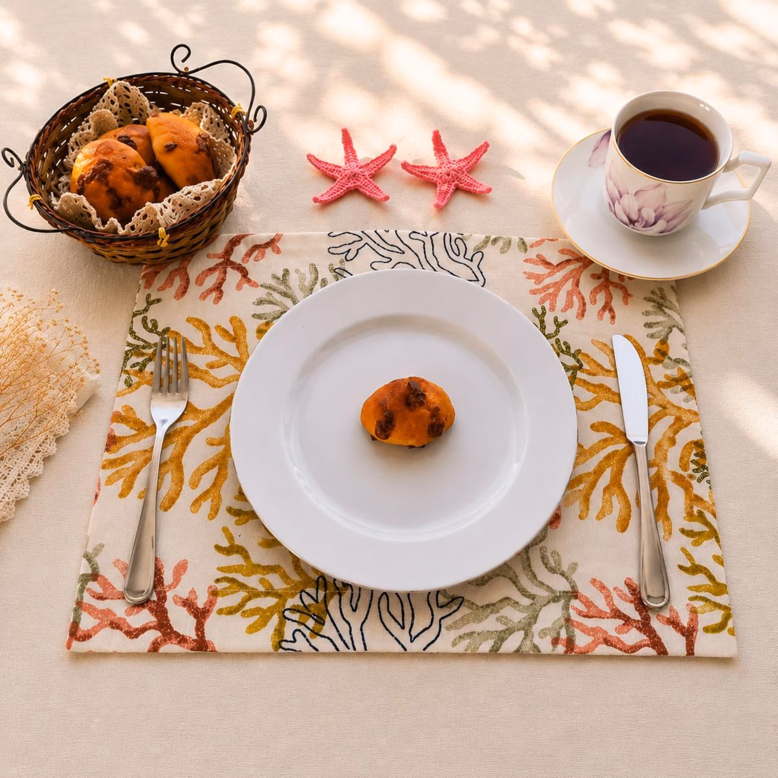 Handmade Coral Pattern Woven Fabric Placemat Set