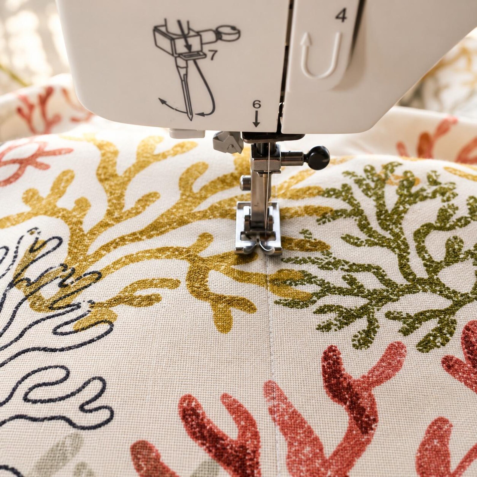 Handmade Coral Pattern Woven Fabric Placemat Set